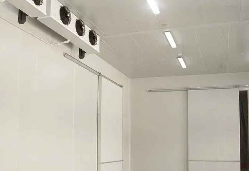 非標(biāo)冷庫(kù)